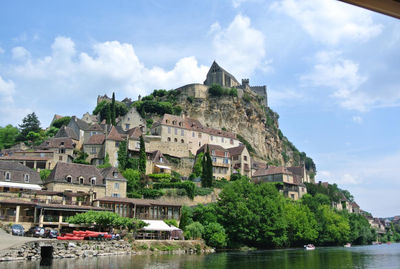 Beynac et Cazenac